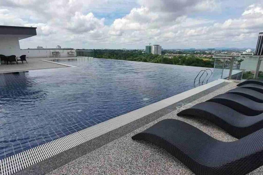 The Khals Suite@kozi Square Apartment Kuching